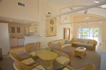 Noosa Quays Aparthotel Australia