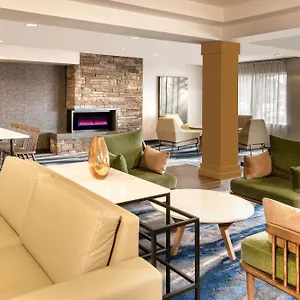 Fairfield & By Marriott Toronto Hotel